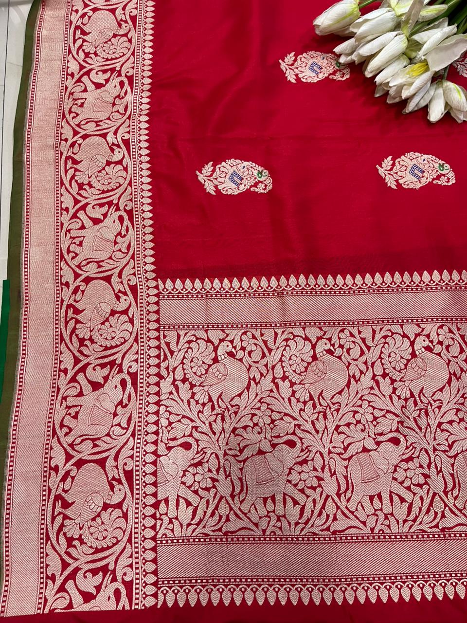 Red Handloom Banarasi Pure Katan Silk Paisley Design Meenakari Saree - Luxurion World