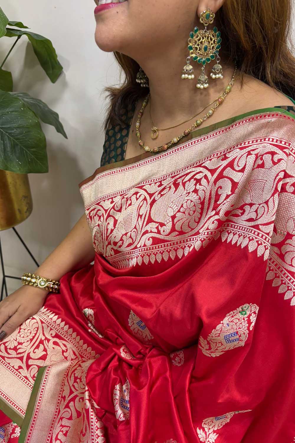 Red Handloom Banarasi Pure Katan Silk Paisley Design Meenakari Saree - Luxurion World