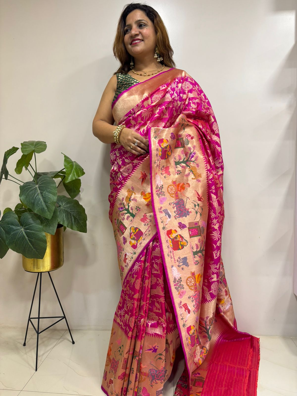Pink Handloom Banarasi Pure Katan Silk Village Design Meenakari Saree - Luxurion World