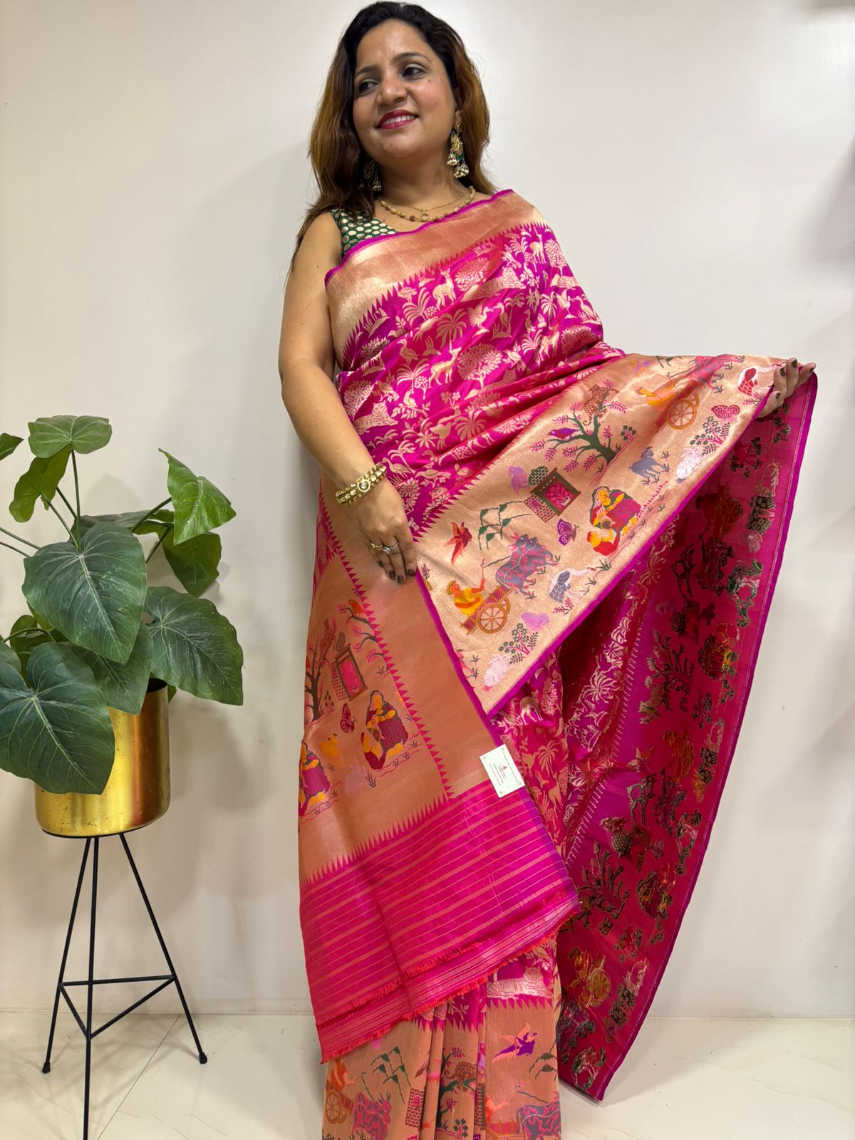 Pink Handloom Banarasi Pure Katan Silk Village Design Meenakari Saree - Luxurion World