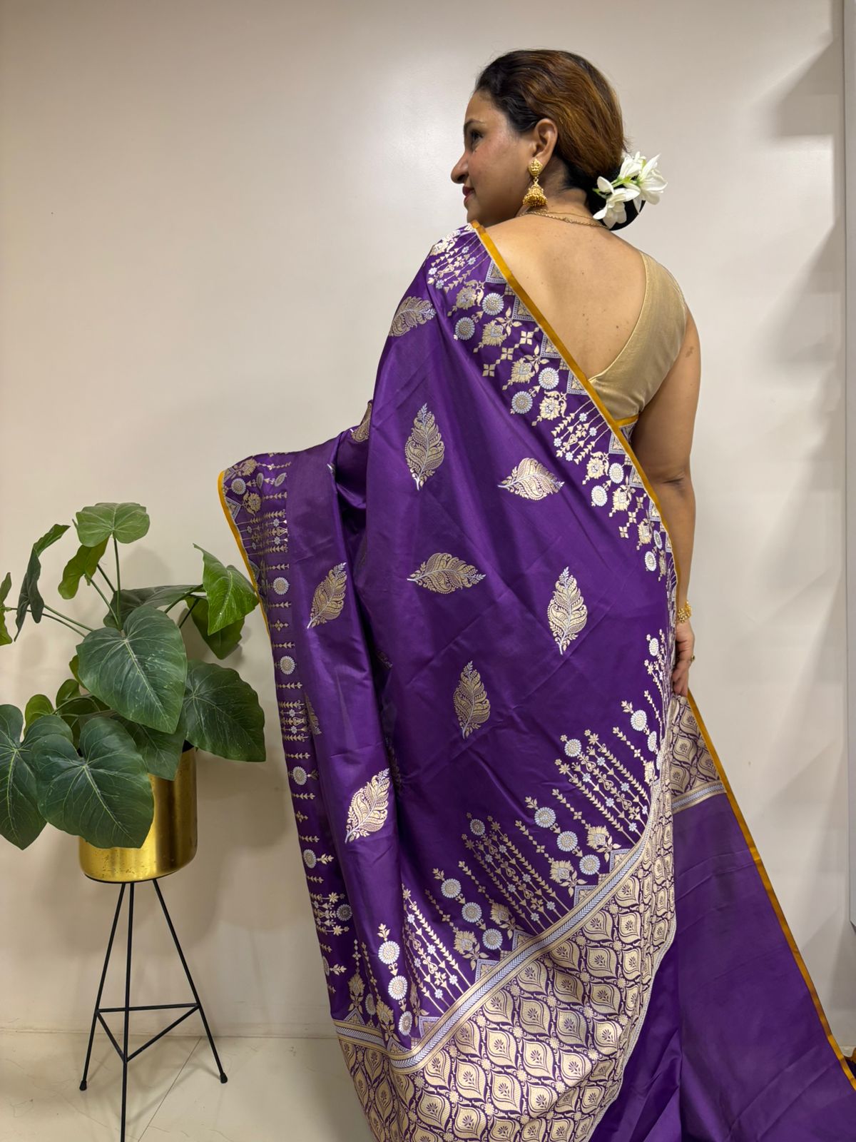 Purple Handloom Banarasi Pure Katan Silk Leaf Design Sona Roopa Saree - Luxurion World
