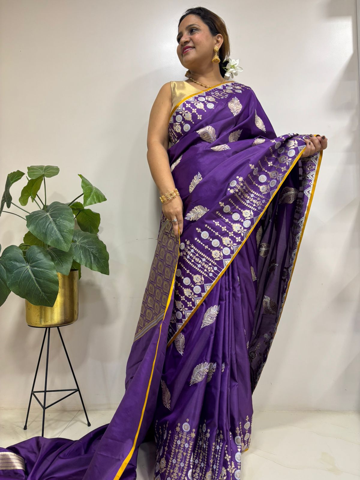 Purple Handloom Banarasi Pure Katan Silk Leaf Design Sona Roopa Saree - Luxurion World
