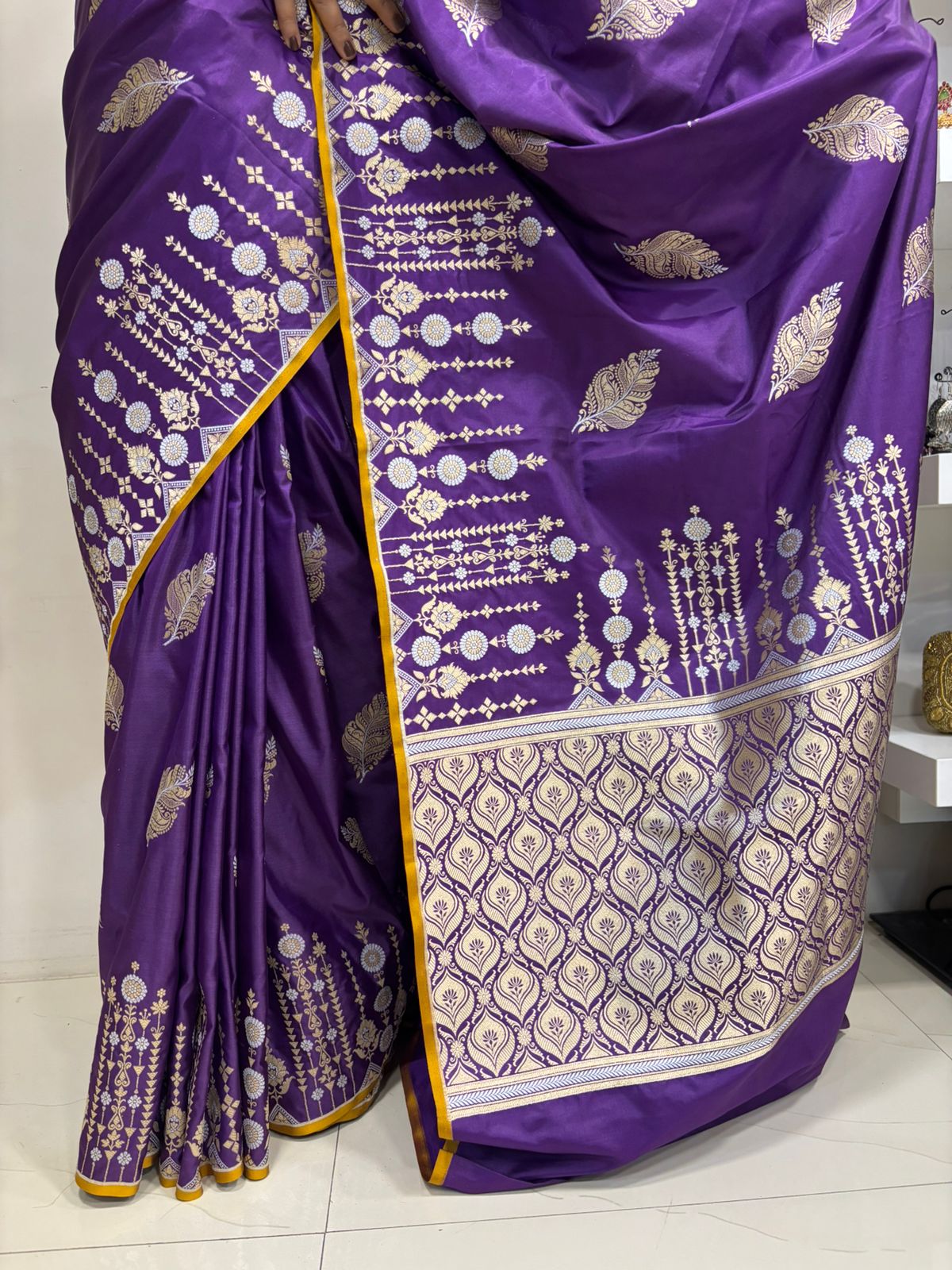 Purple Handloom Banarasi Pure Katan Silk Leaf Design Sona Roopa Saree - Luxurion World