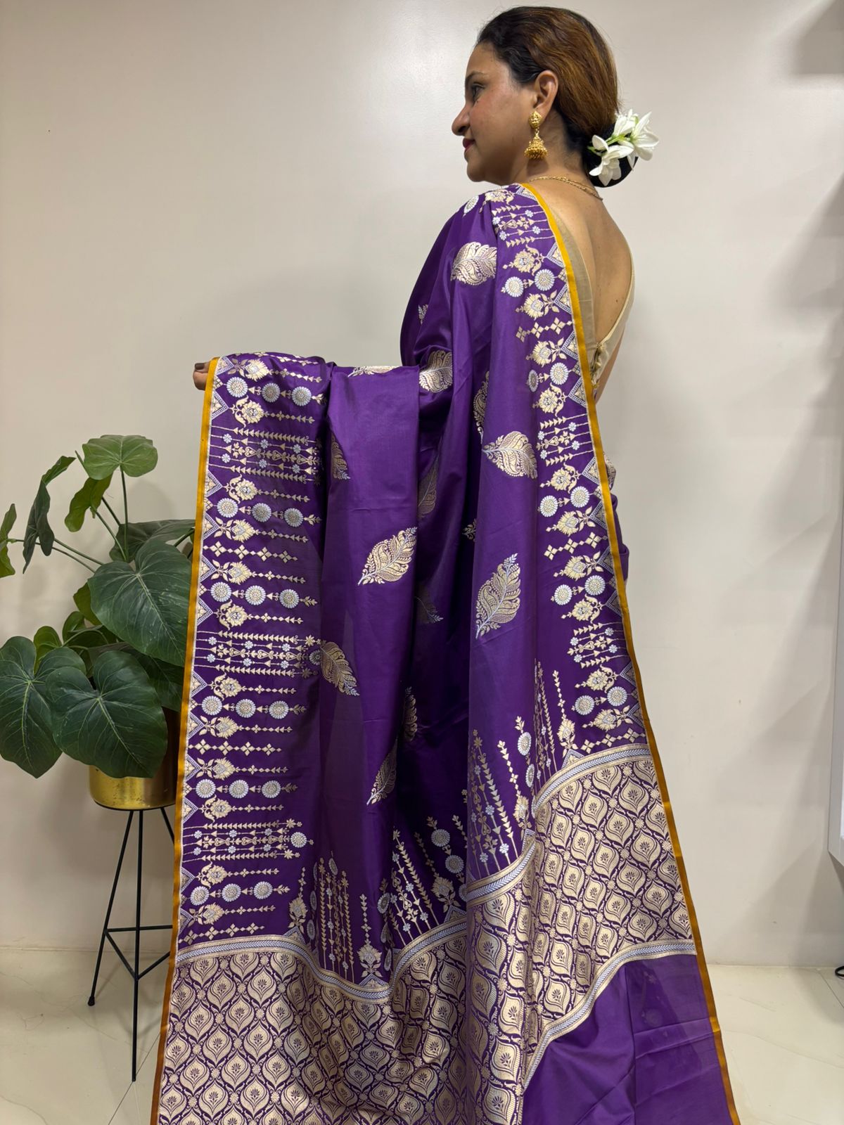 Purple Handloom Banarasi Pure Katan Silk Leaf Design Sona Roopa Saree - Luxurion World