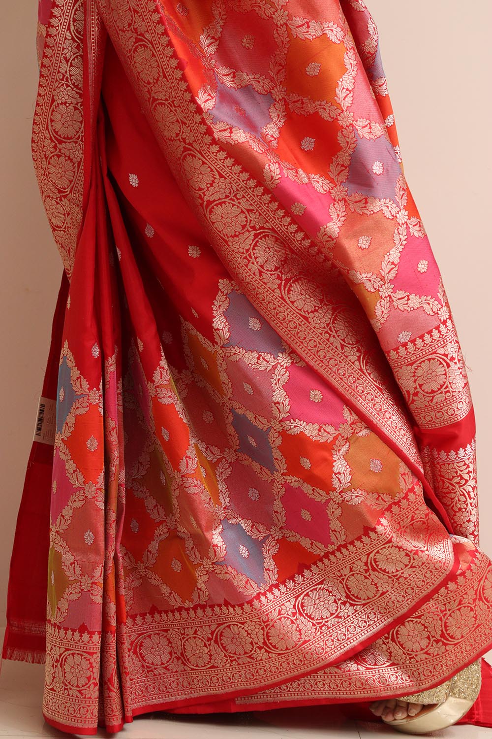 Exquisite Banarasi Handloom Pure Katan Silk Rangkat Saree - Luxurion World