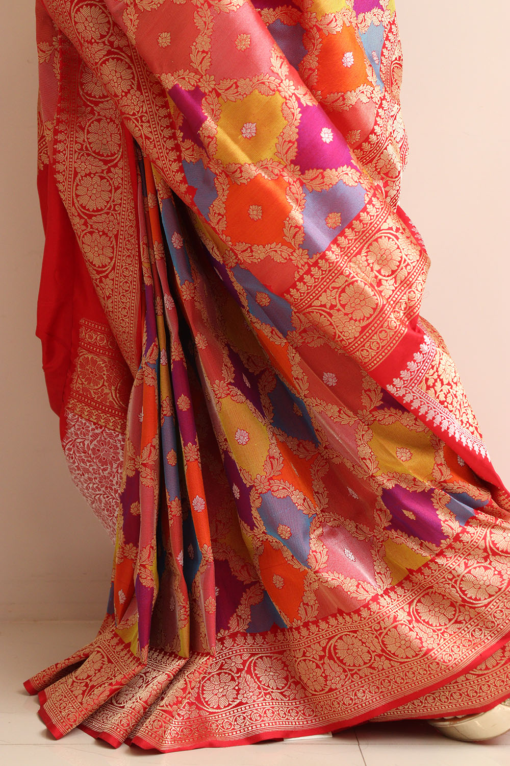 Exquisite Multicolor Banarasi Handloom Pure Katan Silk Rangkat Saree - Luxurion World
