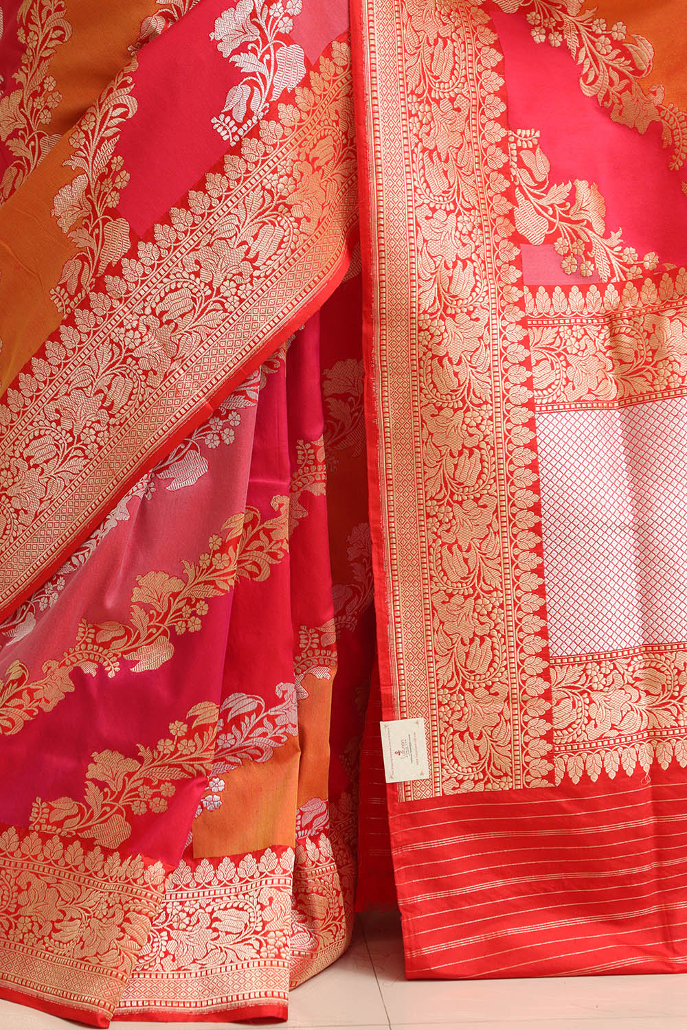 Exquisite Multicolor Banarasi Handloom Pure Katan Silk Rangkat Saree - Luxurion World
