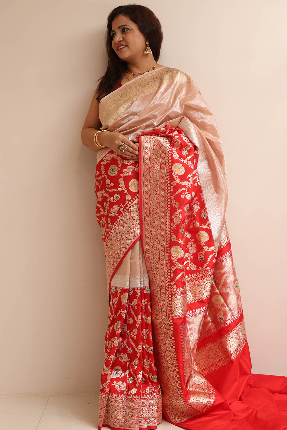 Exquisite Red Banarasi Handloom Pure Katan Silk Meenakari Jaal Design Saree - Luxurion World