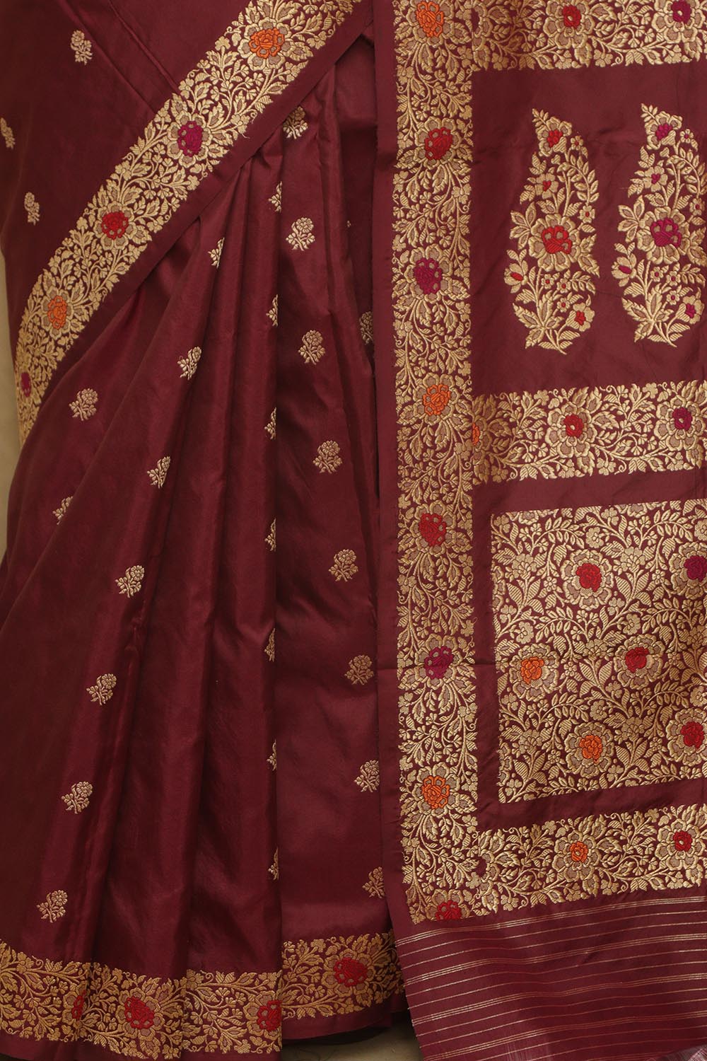 Exquisite Maroon Handloom Banarasi Pure Katan Silk Kadwa Meenakari Saree - Luxurion World