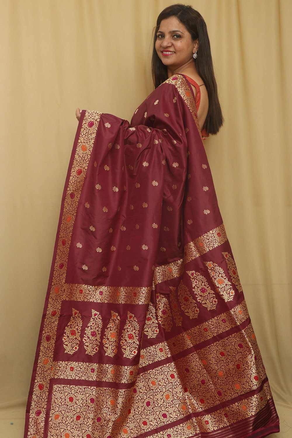 Exquisite Maroon Handloom Banarasi Pure Katan Silk Kadwa Meenakari Saree - Luxurion World