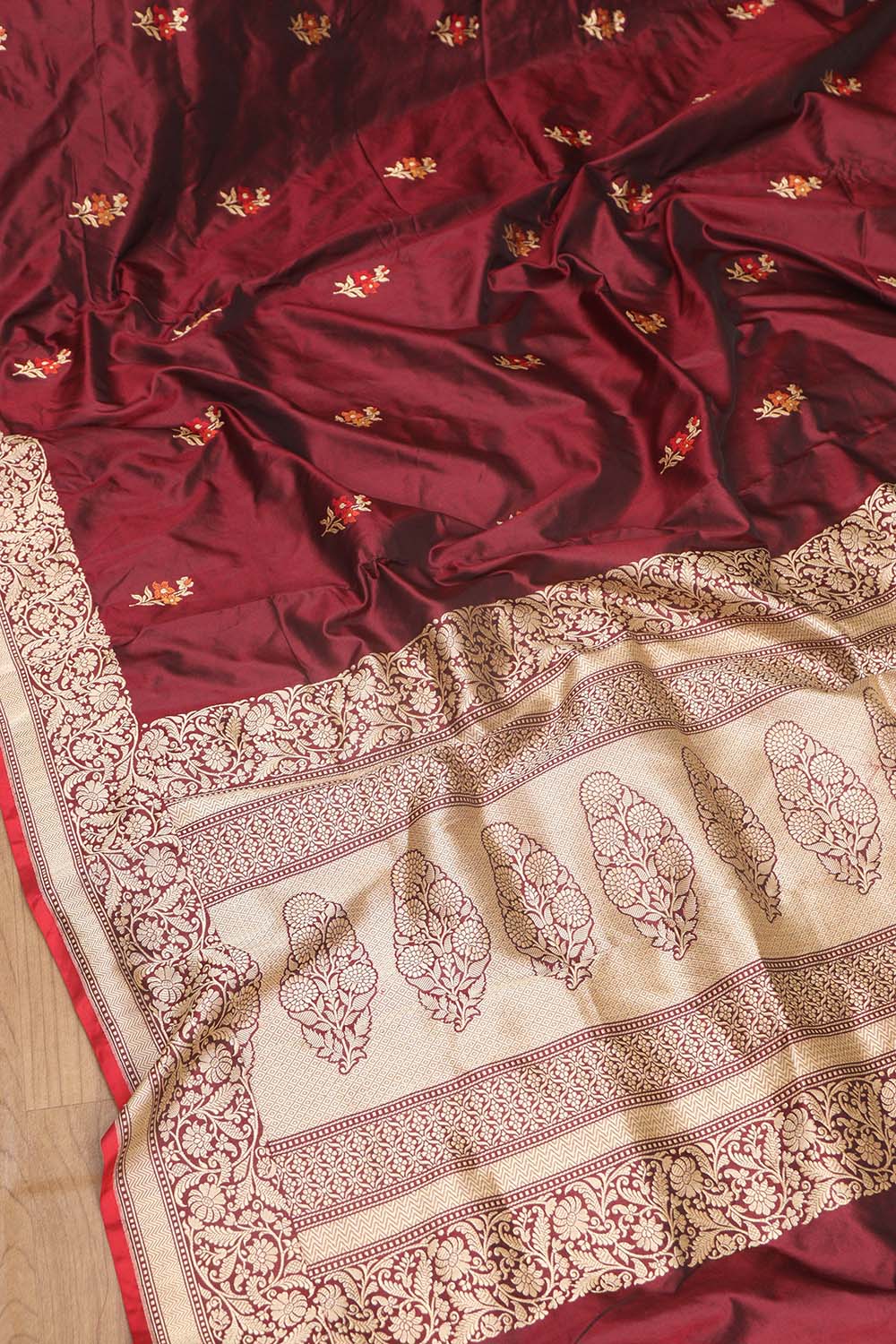 Elegant Maroon Handloom Banarasi Pure Katan Silk Kadwa Meenakari Saree - Luxurion World