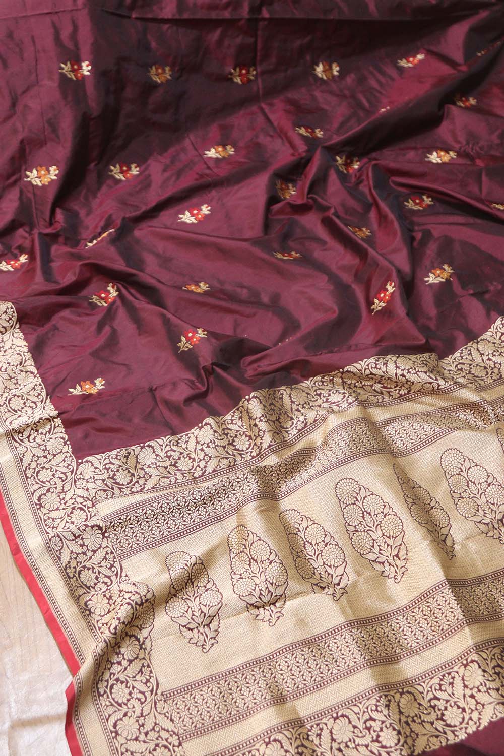 Elegant Maroon Handloom Banarasi Pure Katan Silk Kadwa Meenakari Saree - Luxurion World