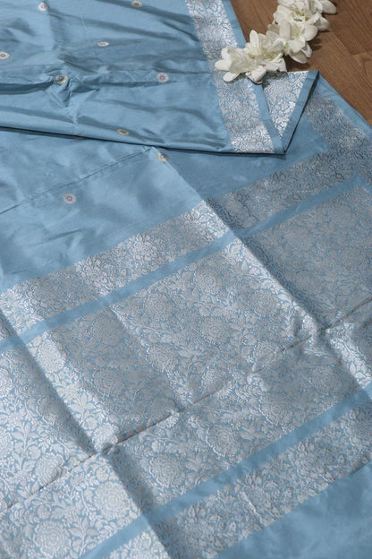 Exquisite Blue Handloom Banarasi Pure Katan Silk Kadwa Saree - Luxurion World