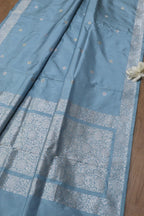 Exquisite Blue Handloom Banarasi Pure Katan Silk Kadwa Saree - Luxurion World