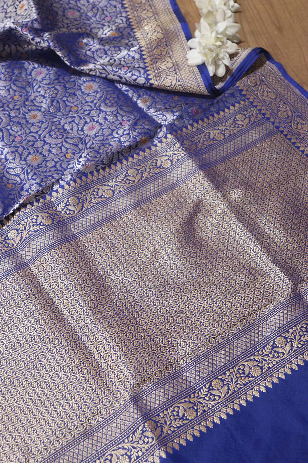 Elegant Blue Handloom Banarasi Pure Katan Silk Kadwa Meenakari Saree - Luxurion World