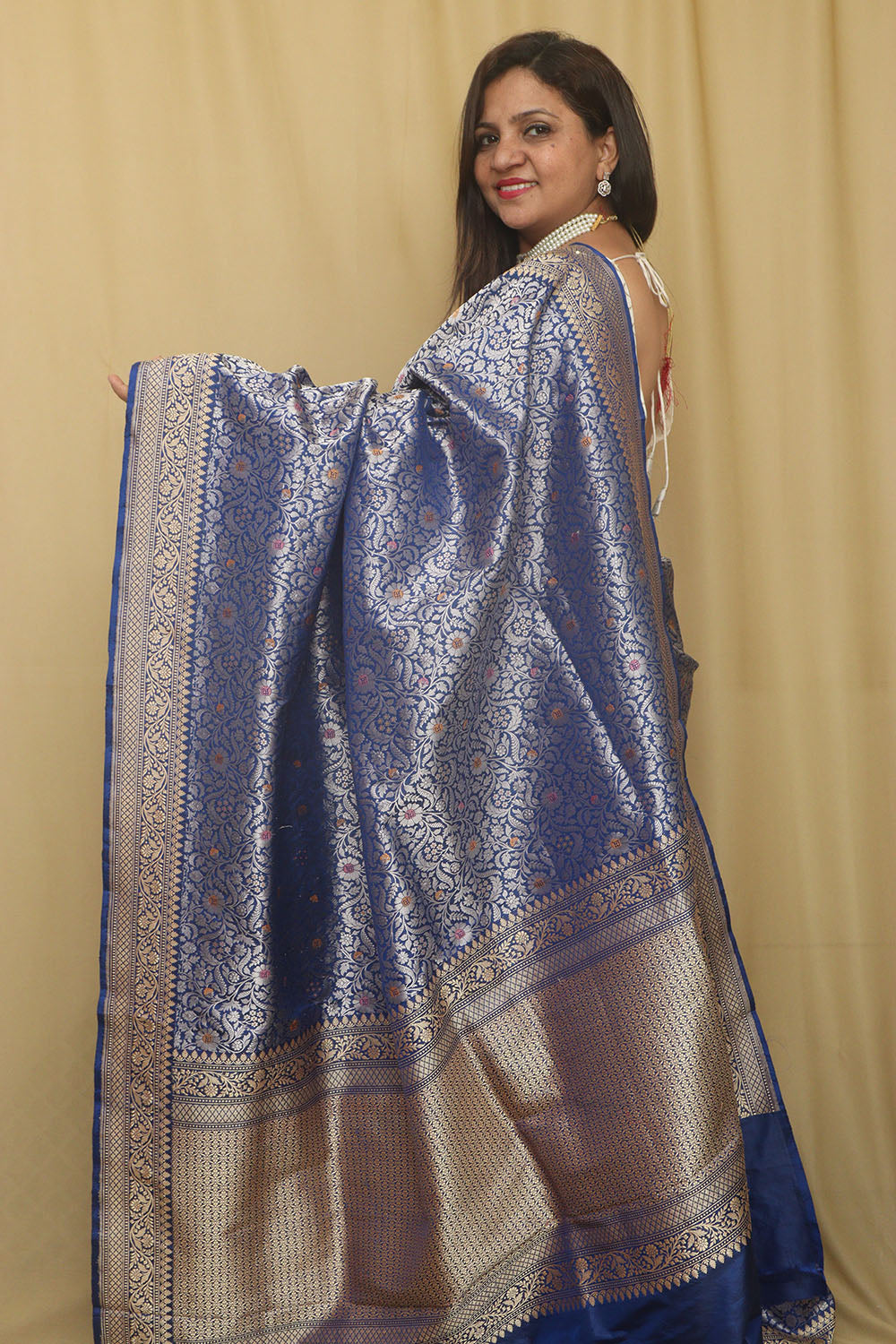 Elegant Blue Handloom Banarasi Pure Katan Silk Kadwa Meenakari Saree - Luxurion World