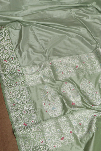 Exquisite Green Handloom Banarasi Pure Katan Silk Kadwa Meenakari Saree - Luxurion World