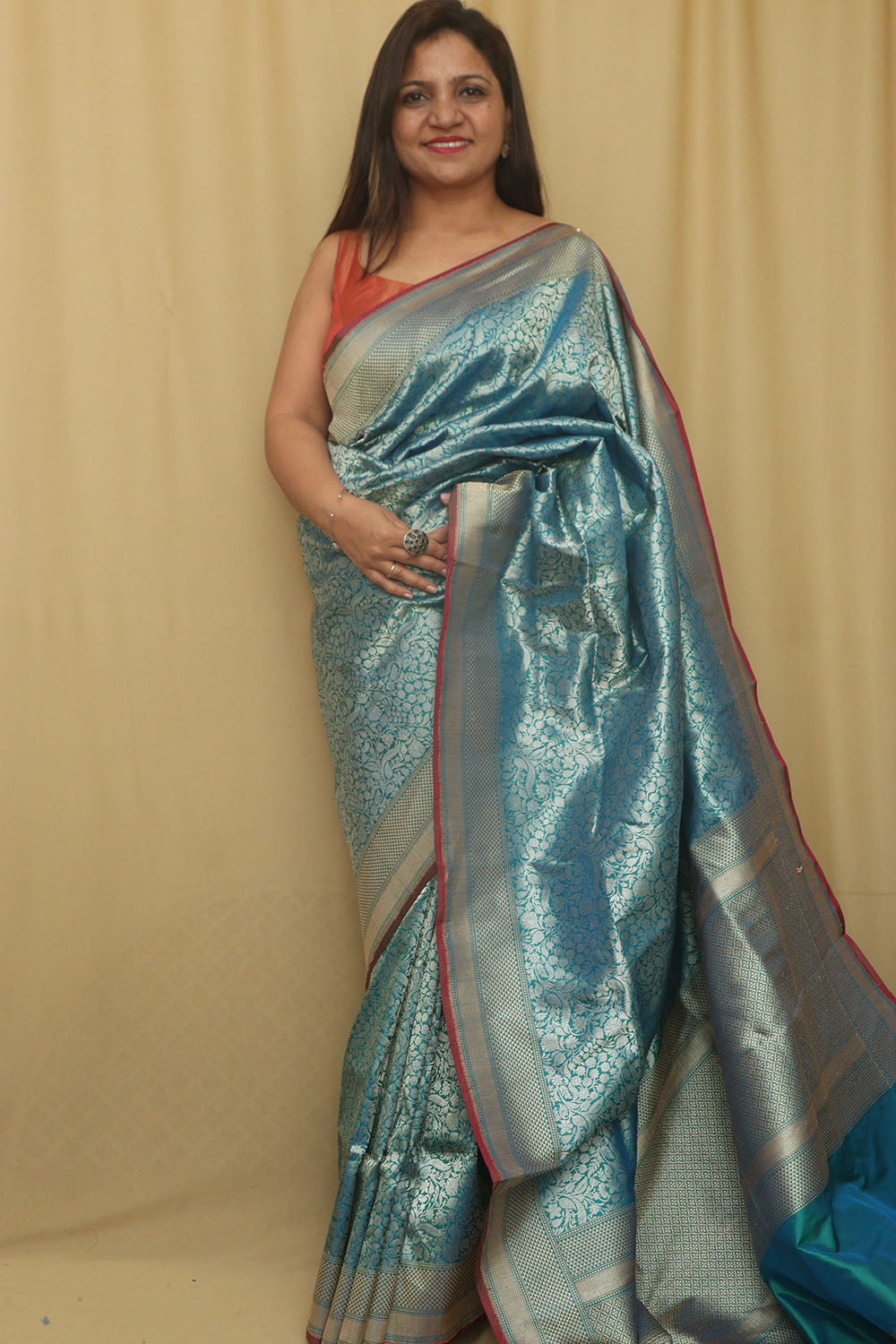 Exquisite Blue Handloom Banarasi Pure Katan Silk Kadwa Saree - Luxurion World