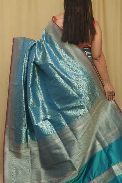 Exquisite Blue Handloom Banarasi Pure Katan Silk Kadwa Saree - Luxurion World