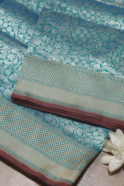 Exquisite Blue Handloom Banarasi Pure Katan Silk Kadwa Saree - Luxurion World