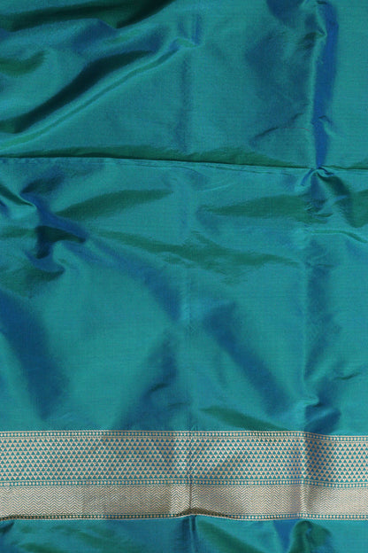 Exquisite Blue Handloom Banarasi Pure Katan Silk Kadwa Saree - Luxurion World