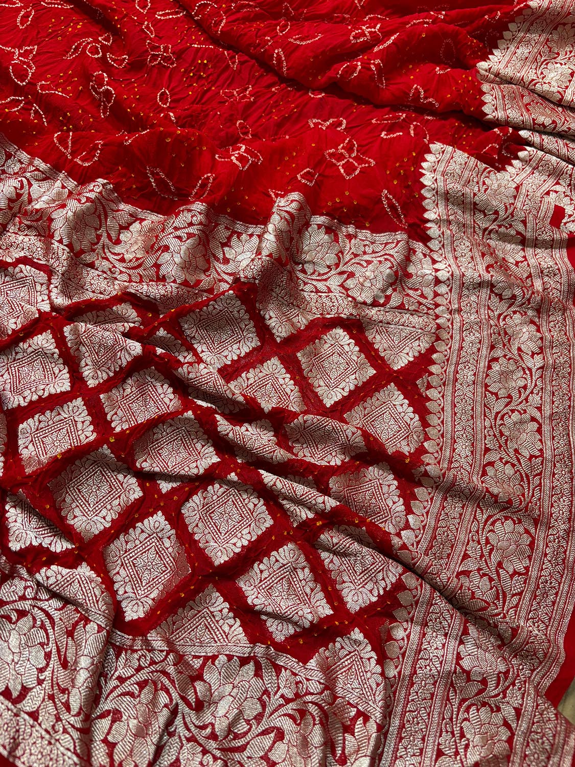 Stunning Red Bandhani Pure Georgette Saree - Luxurion World