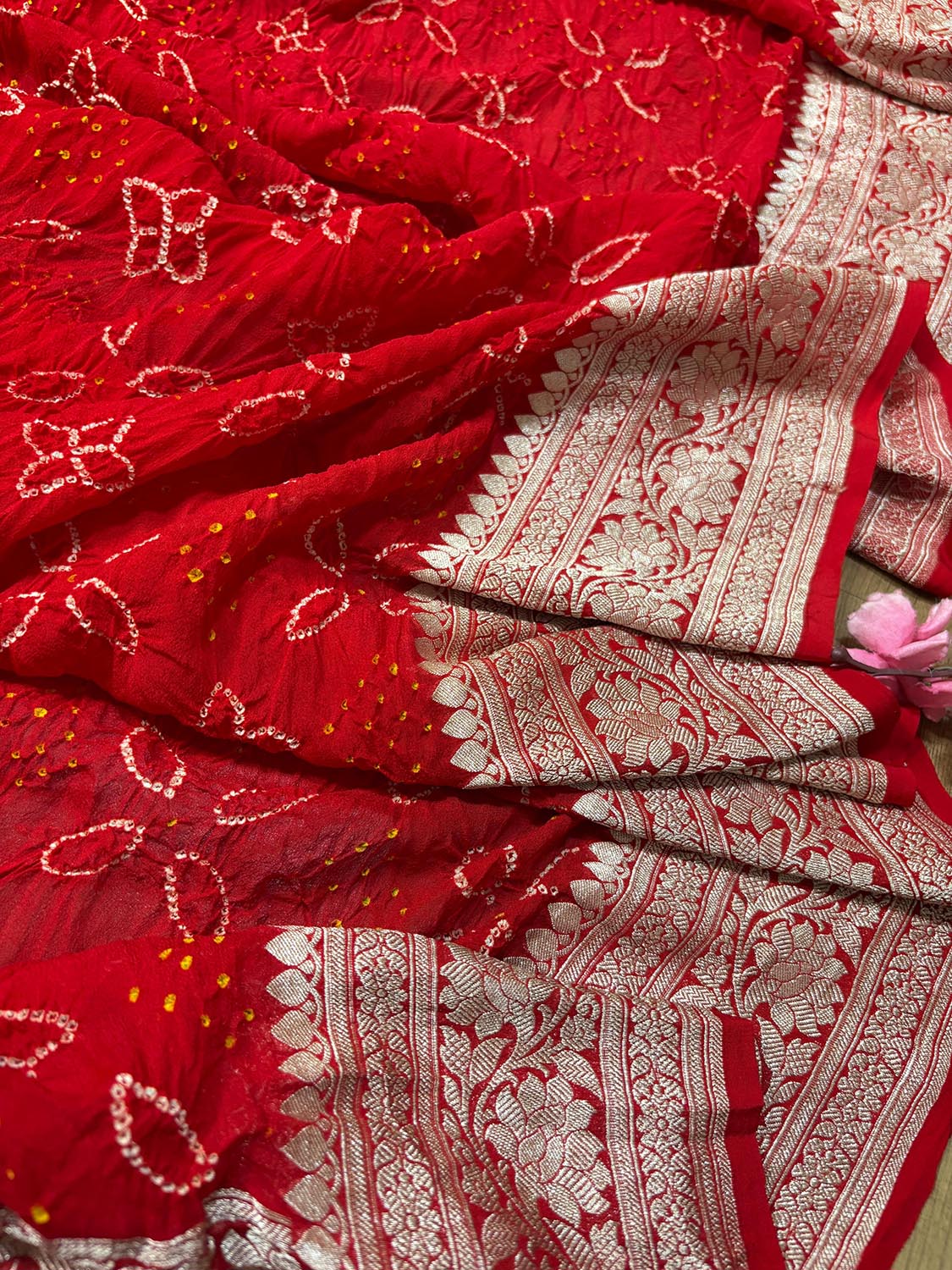 Stunning Red Bandhani Pure Georgette Saree - Luxurion World