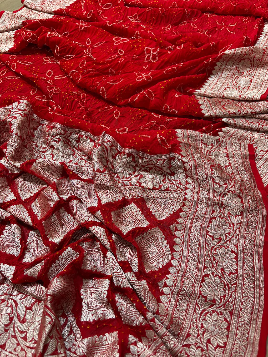 Stunning Red Bandhani Pure Georgette Saree - Luxurion World