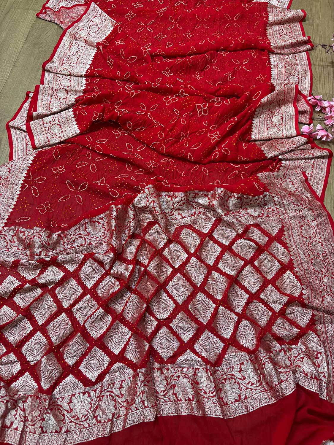 Stunning Red Bandhani Pure Georgette Saree - Luxurion World