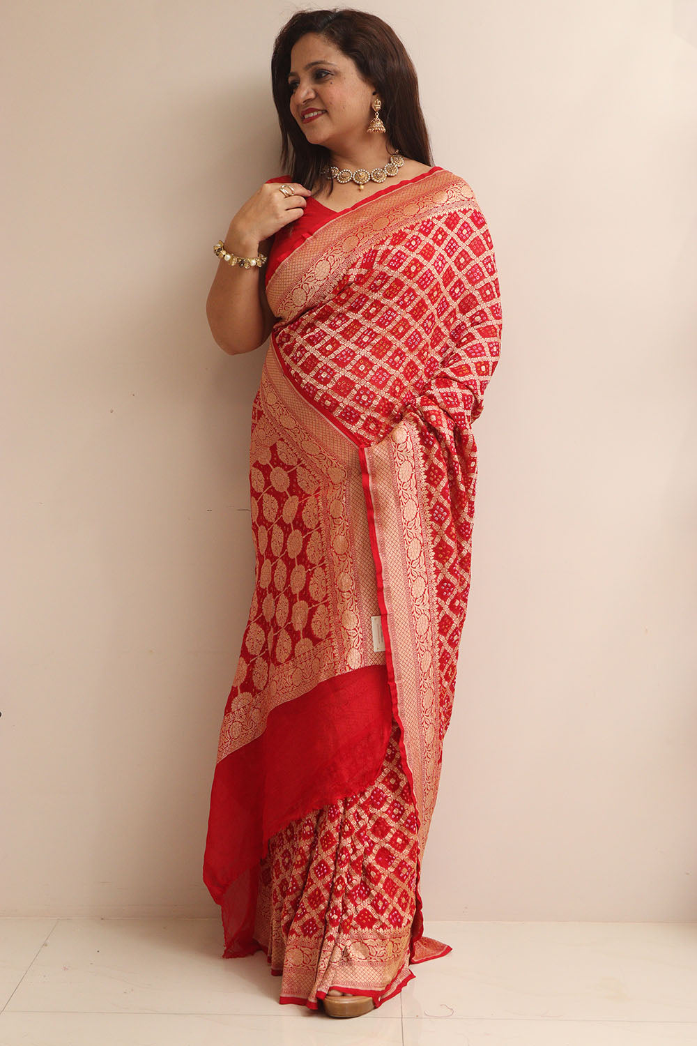 Stunning Red Banarasi Bandhani Pure Georgette Saree - Luxurion World