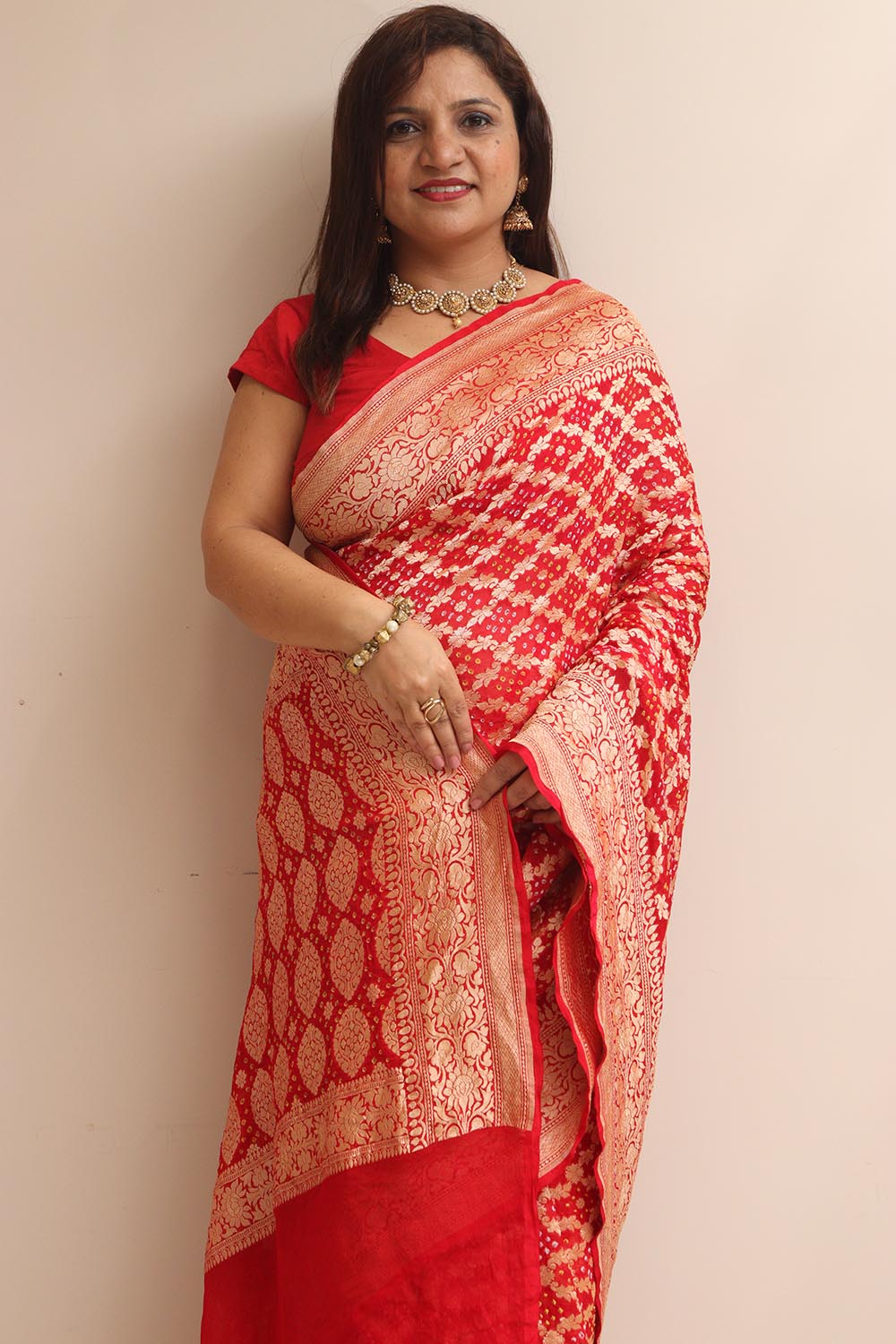 Banarasi Bandhani Pure Georgette Saree - Elegant and Traditional - Luxurion World