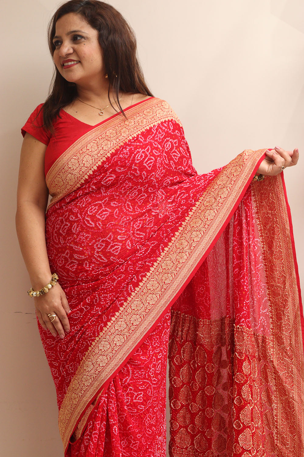 Red Banarasi Bandhani Pure Georgette Shikari Bandhej Saree - Luxurion World