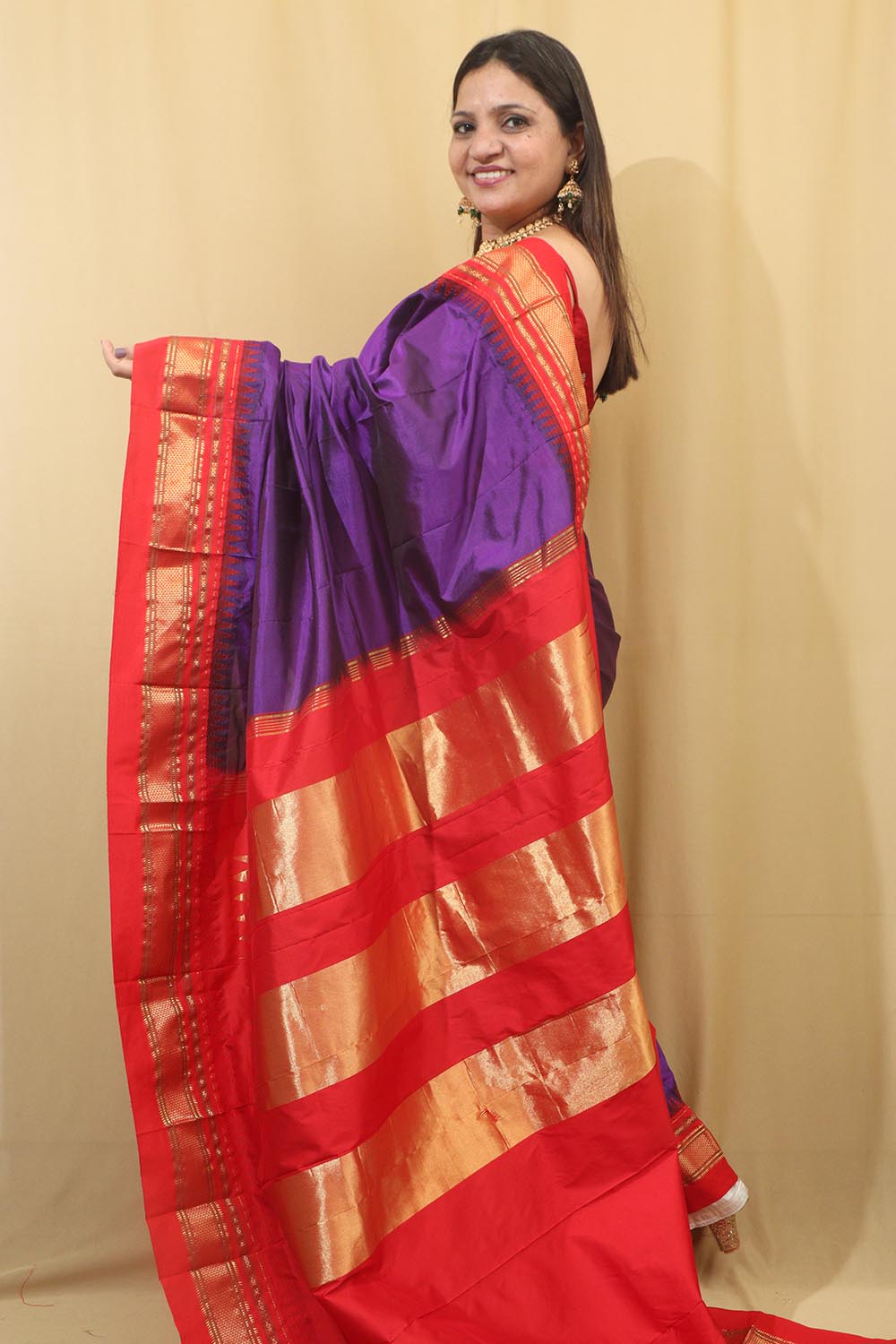 Exquisite Purple Ilkal Silk Saree - Pure Elegance - Luxurion World