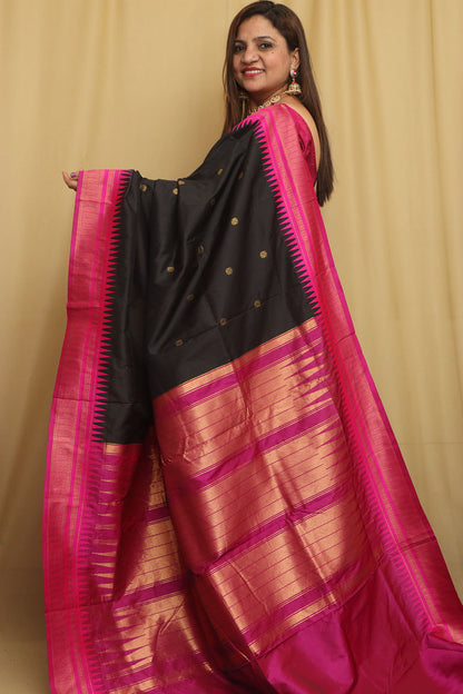 Elegant Black Ilkal Silk Saree - Timeless Beauty - Luxurion World