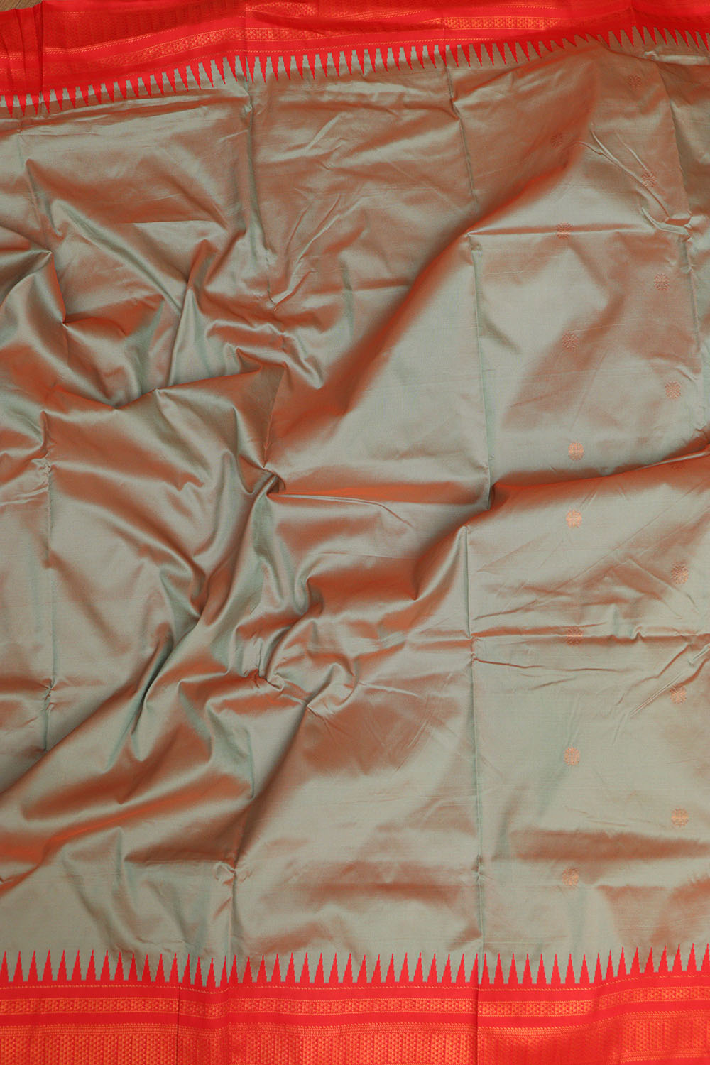 Elegant Grey Shot Ilkal Silk Saree - Traditional Beauty - Luxurion World