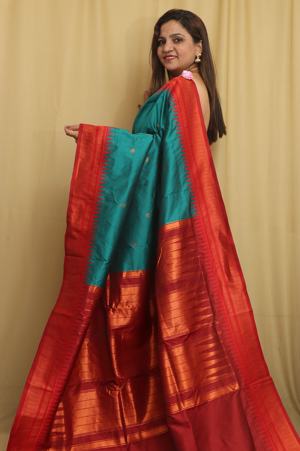 Stunning Green Ilkal Silk Saree - Perfect for Any Occasion - Luxurion World