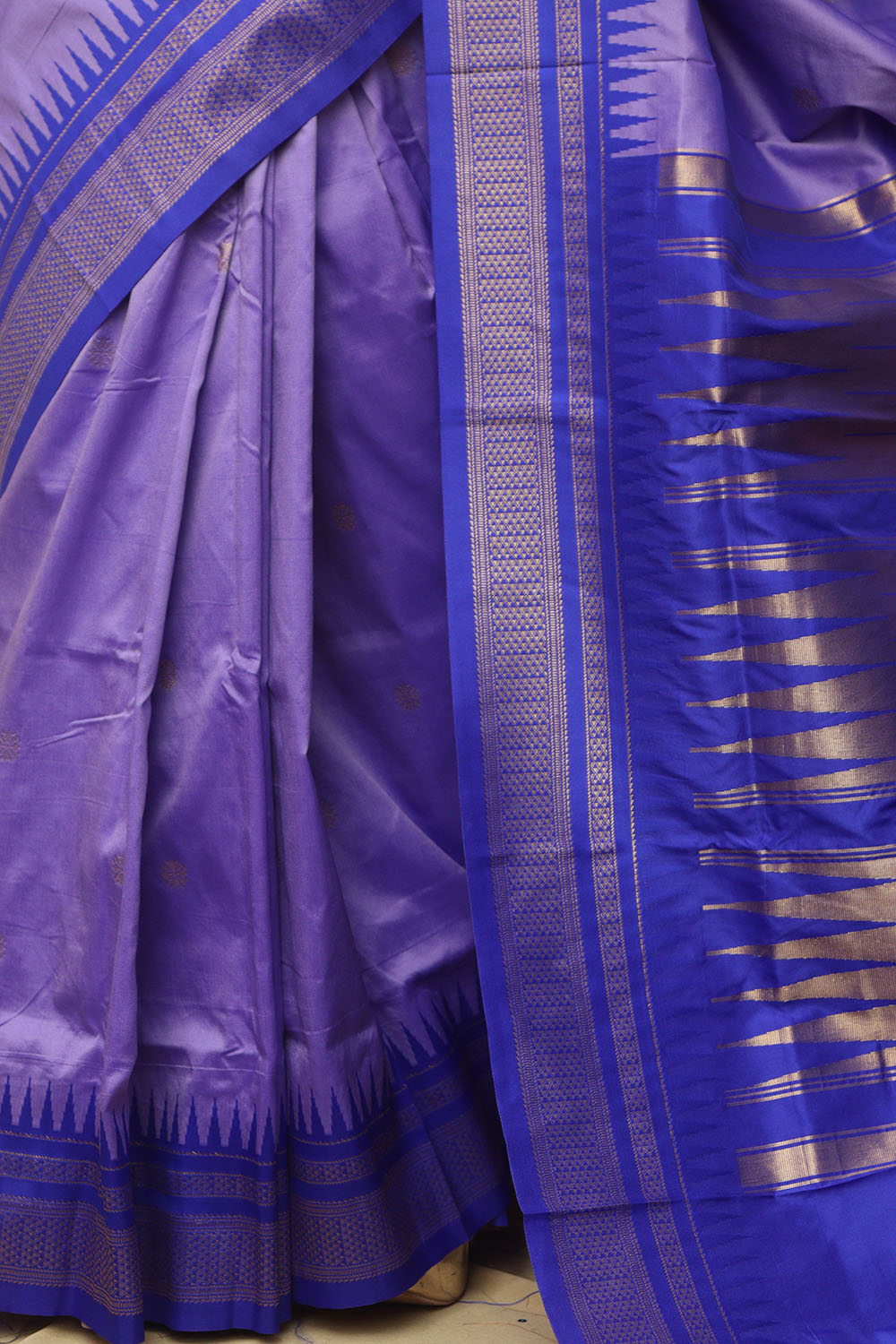 Stunning Purple Ilkal Silk Saree - Elegant and Timeless - Luxurion World