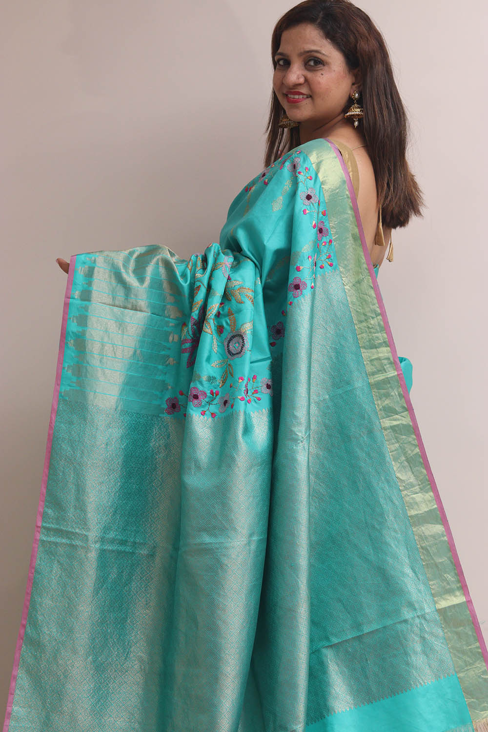 Blue Kanjeevaram Silk Saree With Kantha Embroidered Work - Luxurion World