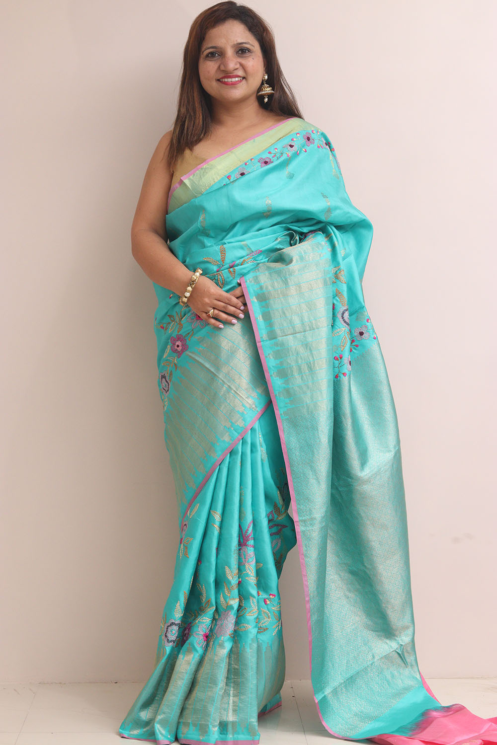 Blue Kanjeevaram Silk Saree With Kantha Embroidered Work - Luxurion World