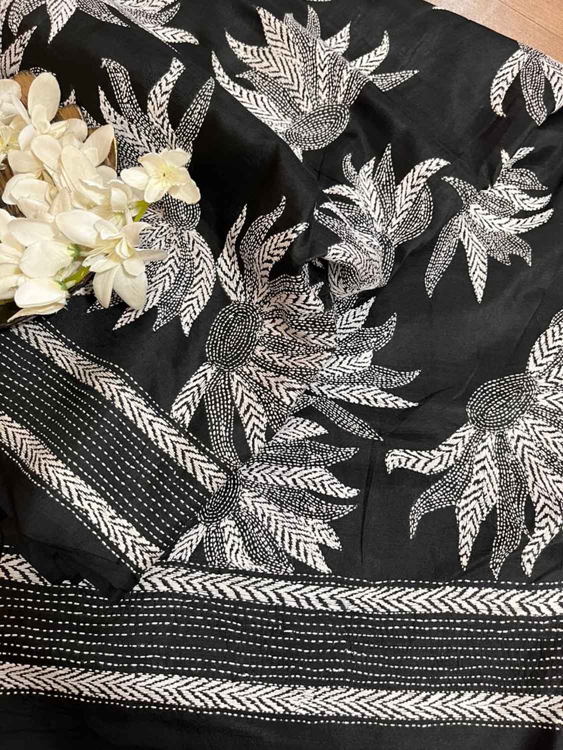 Exquisite Black Kantha Embroidered Bangalore Silk Saree - Luxurion World