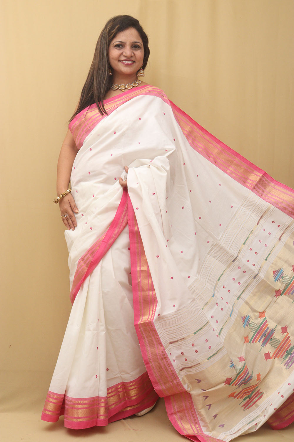 Off White Paithani Handloom Pure Cotton Saree - Luxurion World