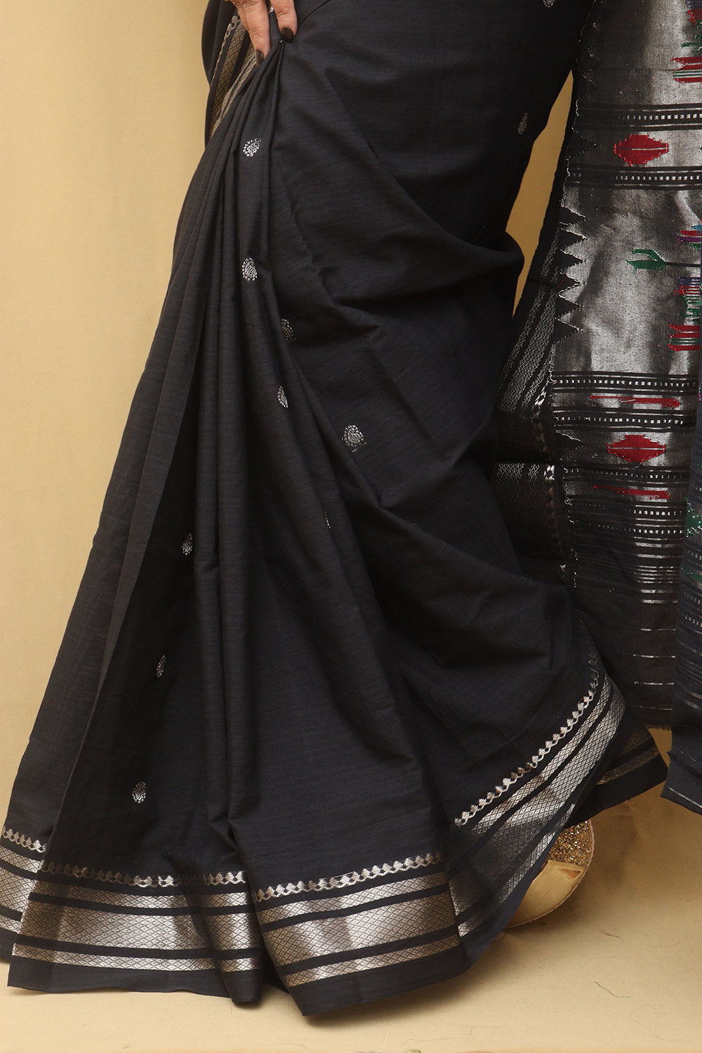 Black Paithani Handloom Pure Cotton Saree - Luxurion World