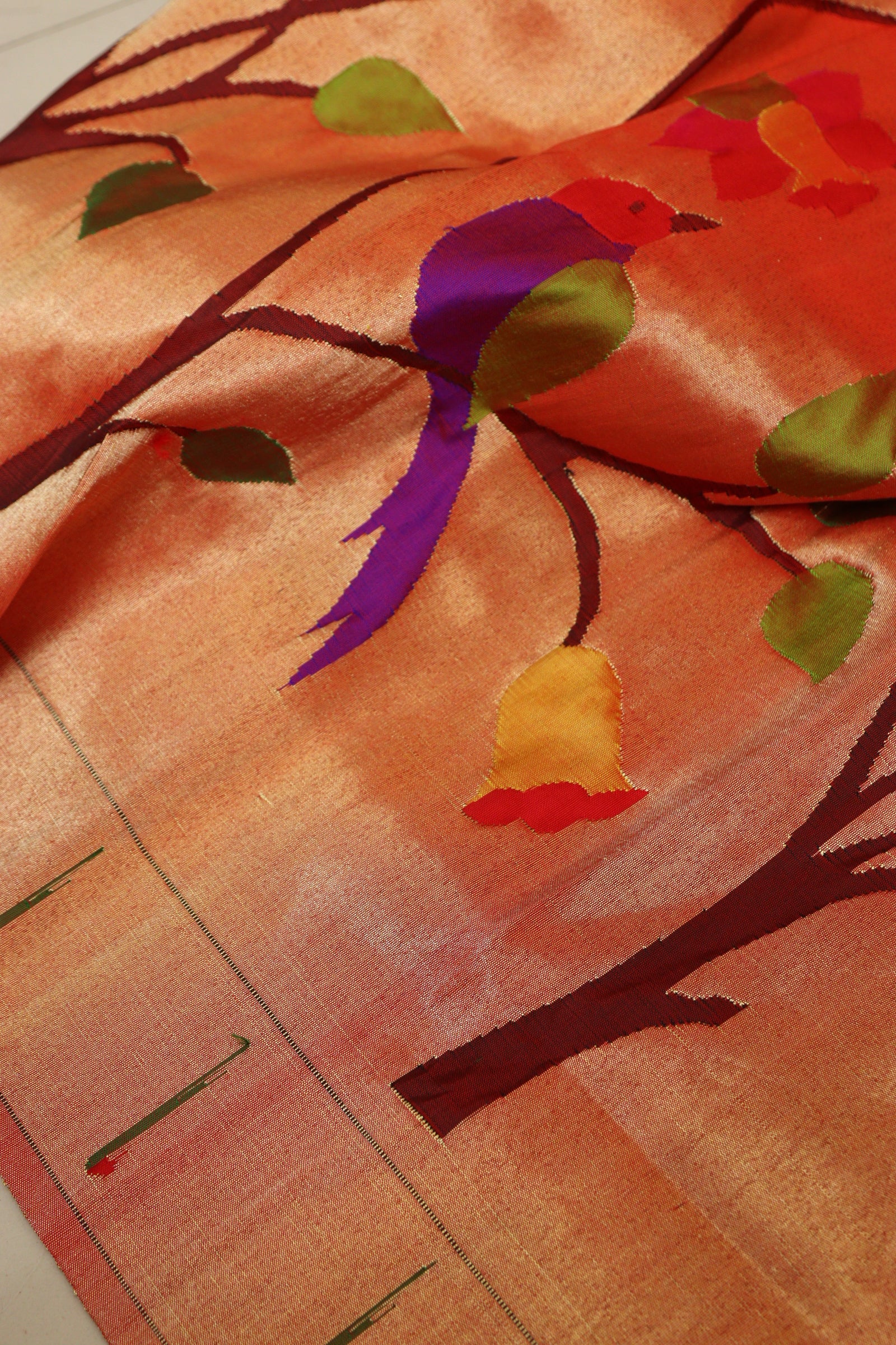 Exquisite Golden Handloom Paithani Pure Silk Muniya Border Parrot And Flower Design Saree - Luxurion World
