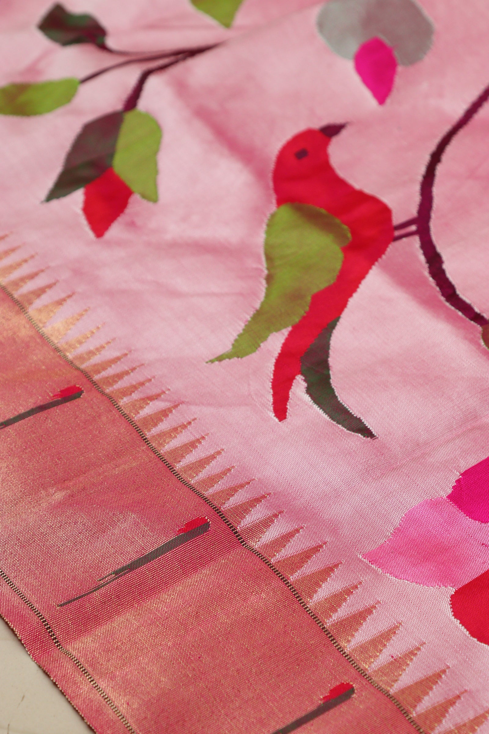 Pink Handloom Paithani Pure Silk Muniya Border Parrot And Flower Design Saree - Luxurion World