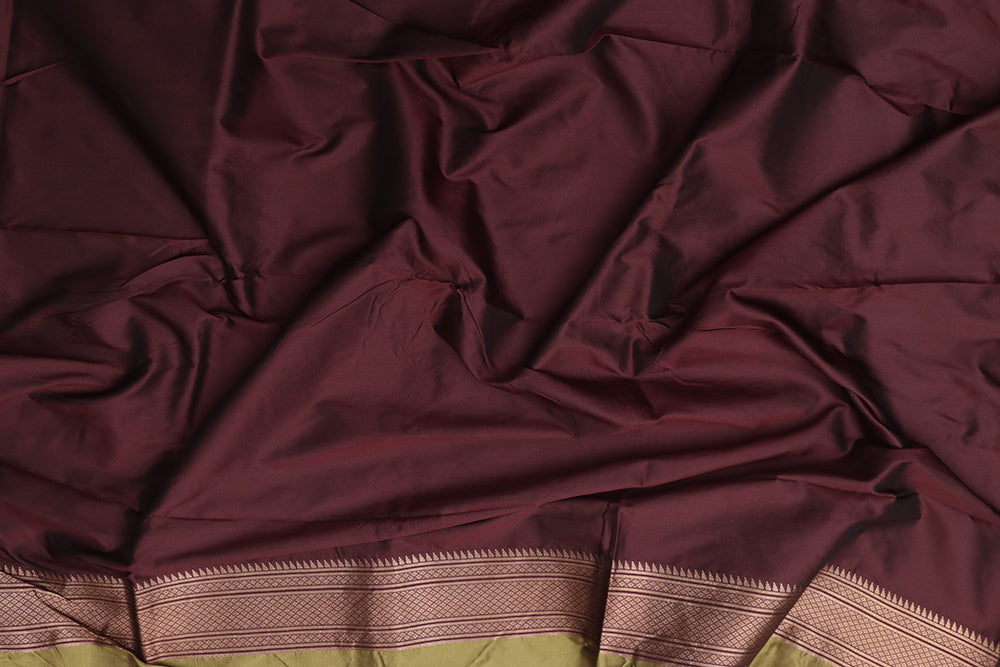 Exquisite Green Paithani Silk Saree with Maharani Pallu - Luxurion World