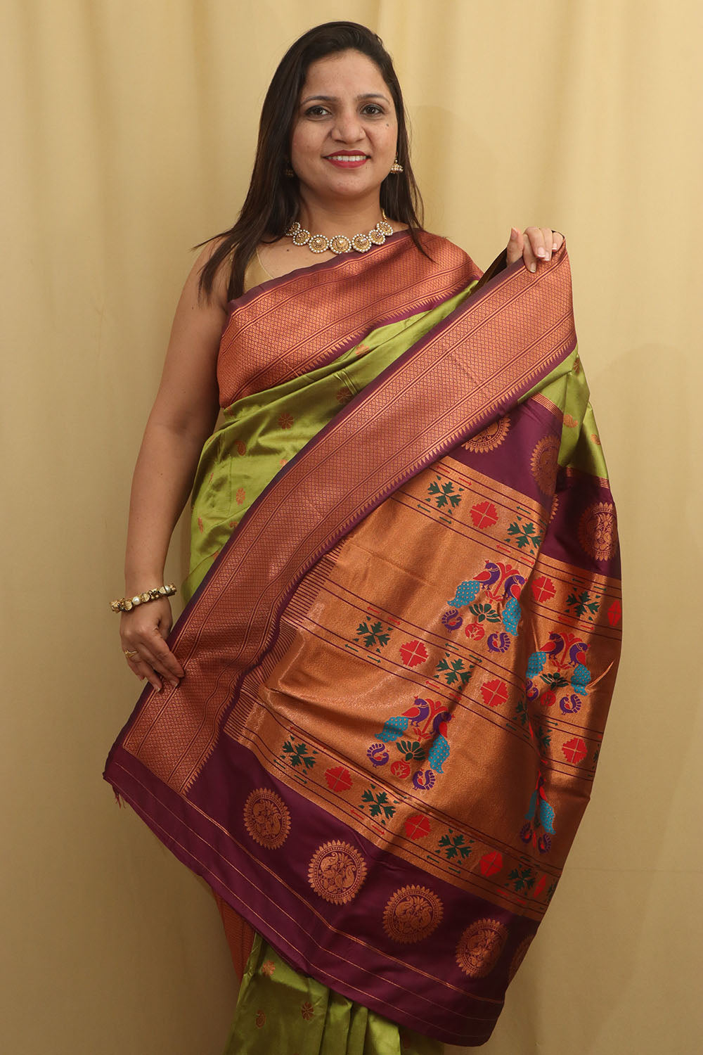 Stunning Green Paithani Silk Saree With Maharani Pallu - Luxurion World