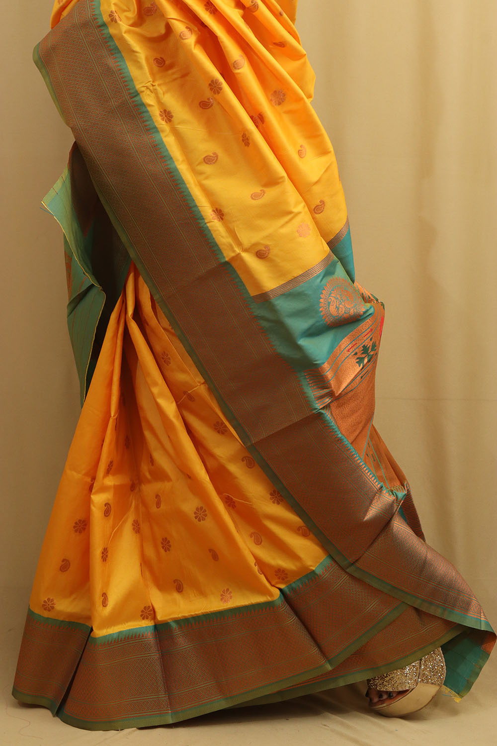 Yellow Paithani Silk Saree With Maharani Pallu - Luxurion World
