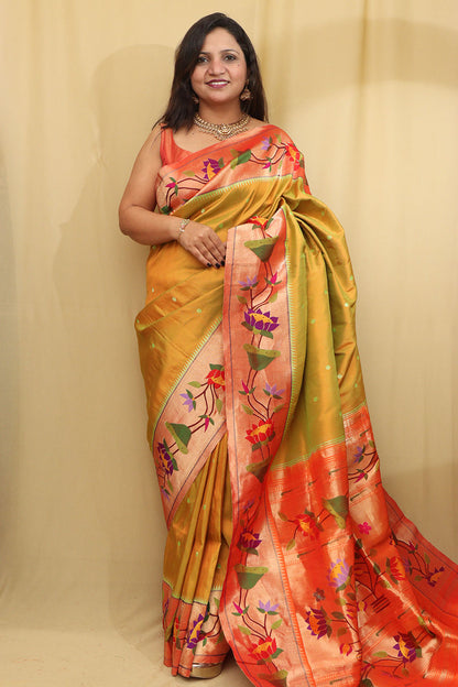 Green Paithani Handloom Flower Design Pure Silk Saree - Luxurion World