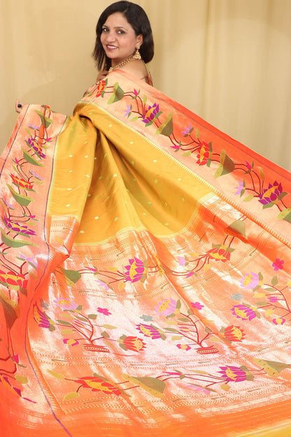 Green Paithani Handloom Flower Design Pure Silk Saree - Luxurion World
