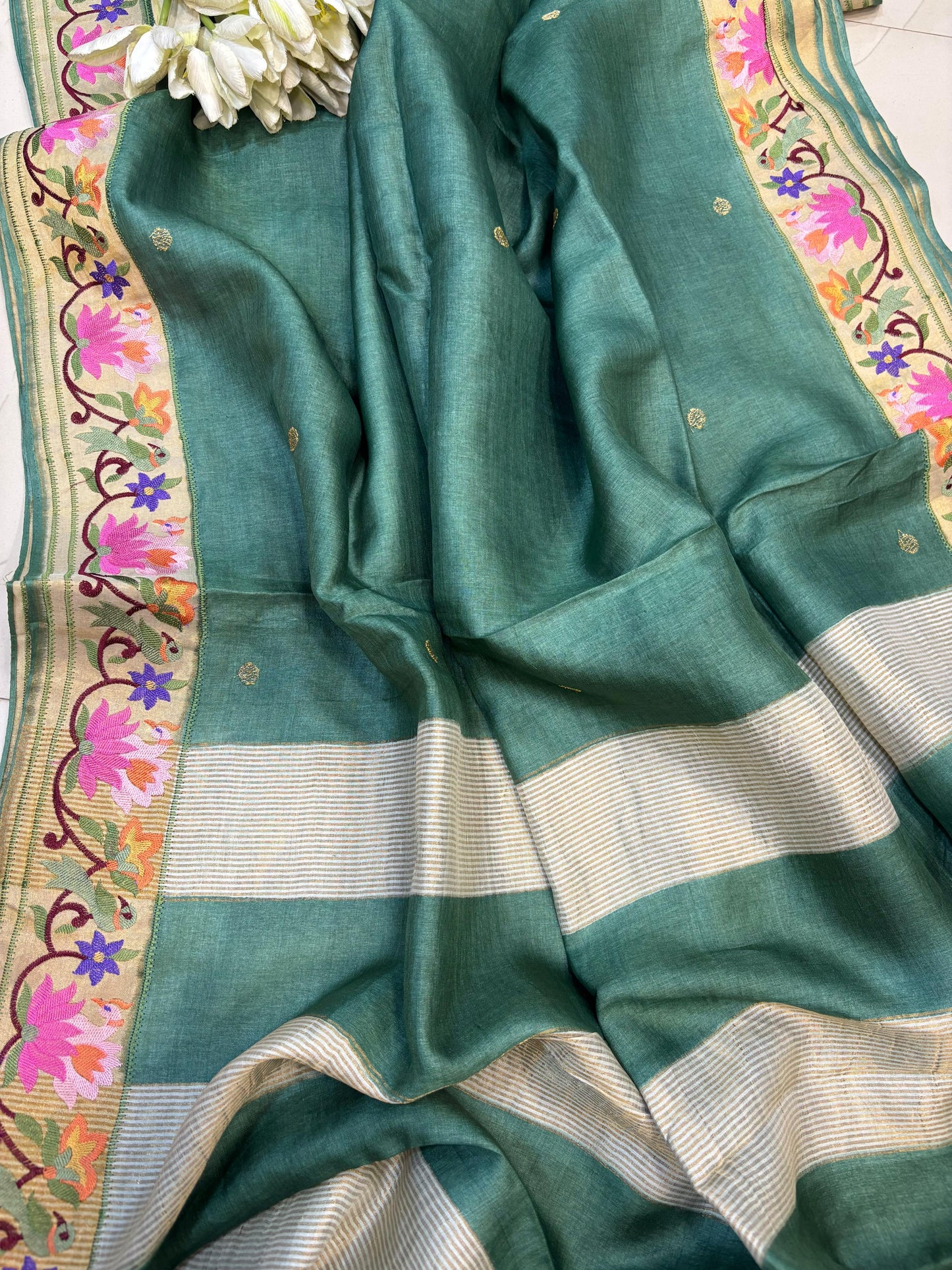 Green Paithani Embroidered Border Pure Tussar Silk Flower Design Saree - Luxurion World